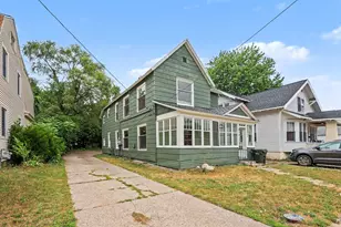 119 E Isabella Ave, Muskegon, MI 49442 - Photo 1