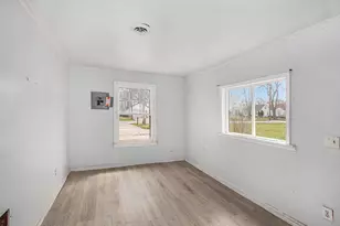 1941 Walcott St, Saginaw, MI 48601 - Photo 10