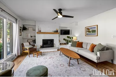 270 Lenora Avenue NW, Grand Rapids, MI 49504 - Photo 2
