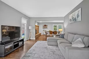 4350 Somerville Dr, West Bloomfield, MI 48323 - Photo 6