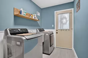 4350 Somerville Dr, West Bloomfield, MI 48323 - Photo 28