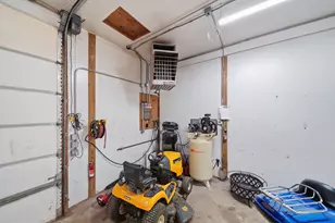 1136 Cooper St, Jackson, MI 49202 - Photo 44
