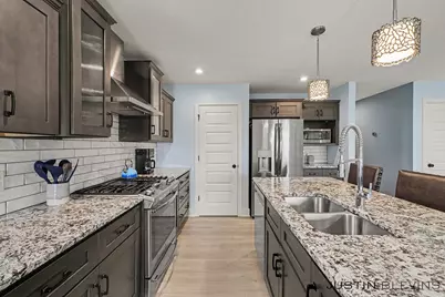 8915 Barrington Lane, Jenison, MI 49428 - Photo 8