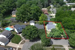 1135 Walwood Dr NE, Grand Rapids, MI 49505 - Photo 16