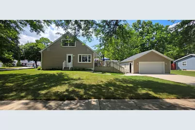 1135 Walwood Drive NE, Grand Rapids, MI 49505 - Photo 8