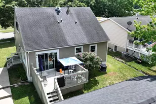 1135 Walwood Dr NE, Grand Rapids, MI 49505 - Photo 14