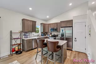 370 Chopin Dr, Muskegon, MI 49442 - Photo 12