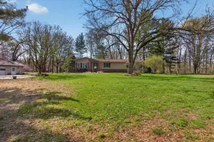 9437 Fisk Rd, Parma, MI 49269 - Photo 2