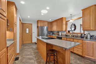 9437 Fisk Rd, Parma, MI 49269 - Photo 12