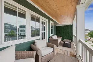 929 Harbor Dr E, Saint Joseph, MI 49085 - Photo 24