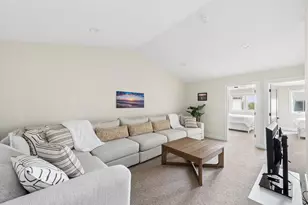 929 Harbor Dr E, Saint Joseph, MI 49085 - Photo 14