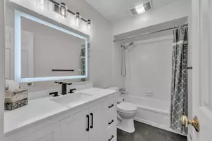 753 Peninsula Ct, Ann Arbor, MI 48105 - Photo 24
