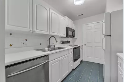 753 Peninsula Court #305, Ann Arbor, MI 48105 - Photo 14