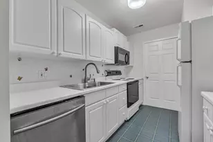 753 Peninsula Ct, Ann Arbor, MI 48105 - Photo 14