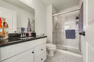 4576 Bradley Cir, Troy, MI 48085 - Photo 12