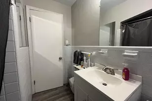19977 Elkhart St, Harper Woods, MI 48225 - Photo 6