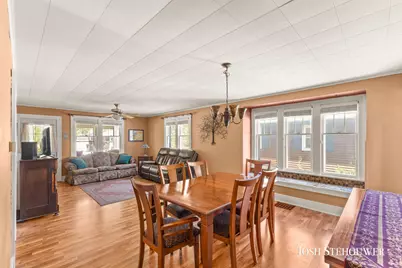 364 W 21st Street, Holland, MI 49423 - Photo 8