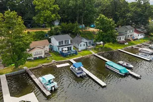 7355 Webbs Shore Dr, Gregory, MI 48137 - Photo 2