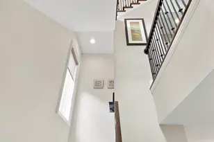 1215 Manchester Rd, Birmingham, MI 48009 - Photo 26