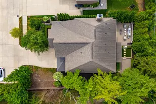 1215 Manchester Rd, Birmingham, MI 48009 - Photo 58