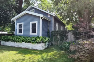 2214 Kenilworth Ave, Kalamazoo, MI 49048 - Photo 1