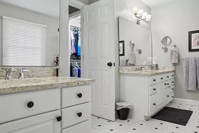 1720 Breezy Point Lane, Kalamazoo, MI 49009 - Photo 18