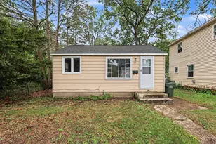 2337 Philo Ave, Muskegon, MI 49441 - Photo 1