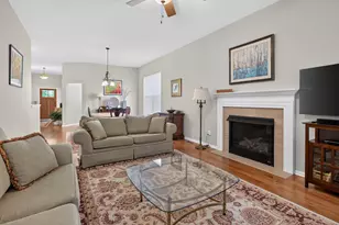 803 E Barrington Cir, Jackson, MI 49203 - Photo 10