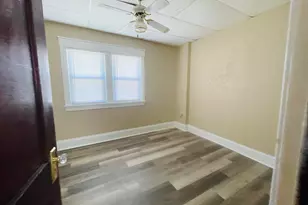 519 Seymour Ave, Jackson, MI 49202 - Photo 10