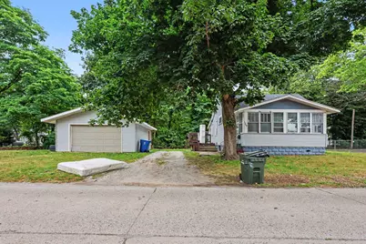 1768 Henry Street, Muskegon, MI 49441 - Photo 4