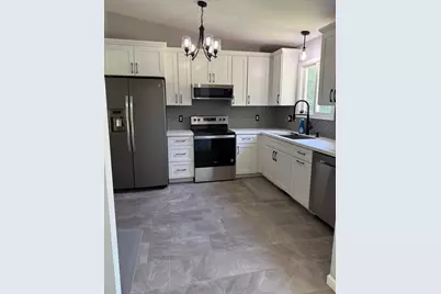 4283 Woodstock Road, Waterford, MI 48328 - Photo 10