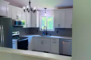 4283 Woodstock Rd, Waterford, MI 48328 - Photo 6