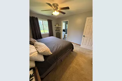4283 Woodstock Road, Waterford, MI 48328 - Photo 12