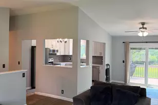 4283 Woodstock Rd, Waterford, MI 48328 - Photo 6