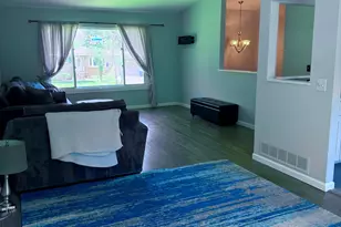 4283 Woodstock Rd, Waterford, MI 48328 - Photo 2