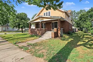 1607 6th St, Muskegon, MI 49441 - Photo 1