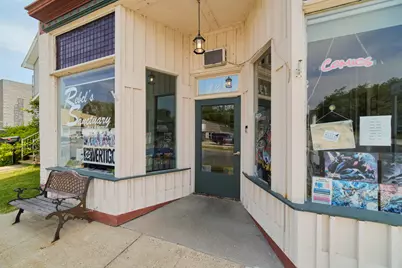 135 Washington Street, Manistee, MI 49660 - Photo 44