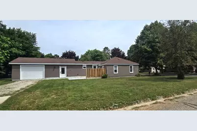 614 Allen Avenue, Alma, MI 48801 - Photo 1