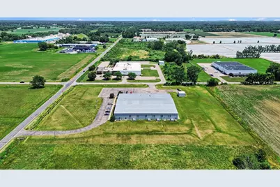 2460 Meadowbrook Road, Benton Harbor, MI 49022 - Photo 30