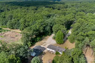 1634 S Chatterson Rd, Muskegon, MI 49442 - Photo 34