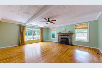 3914 Ferden Road, New Lothrop, MI 48460 - Photo 4