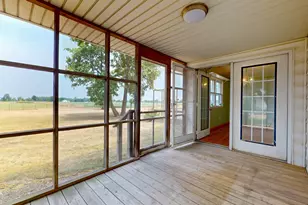 3914 Ferden Rd, New Lothrop, MI 48460 - Photo 8