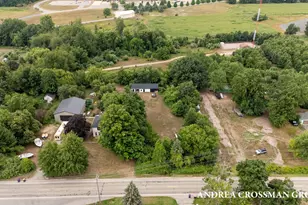 866 E 24th St, Holland, MI 49423 - Photo 1