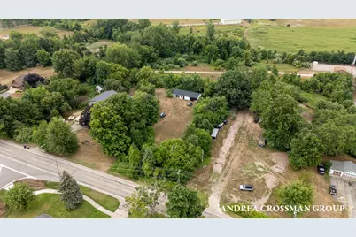 866 E 24th Street, Holland, MI 49423 - Photo 2