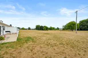 5792 Celery St, Kalamazoo, MI 49048 - Photo 24