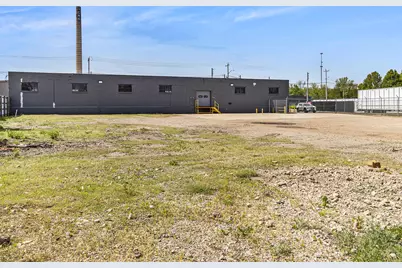 200 E Broadway Street, Three Rivers, MI 49093 - Photo 16