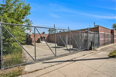 1206 E Crosstown Parkway #Rear Warehouse, Kalamazoo, MI 49001 - Photo 18