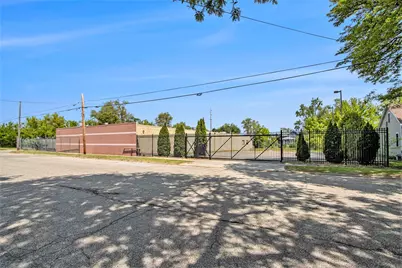 1206 E Crosstown Parkway #Rear Warehouse, Kalamazoo, MI 49001 - Photo 16