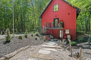 6907 126th Ave, Fennville, MI 49408 - Photo 2