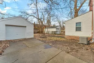 17217 Plainview Ave, Detroit, MI 48219 - Photo 26